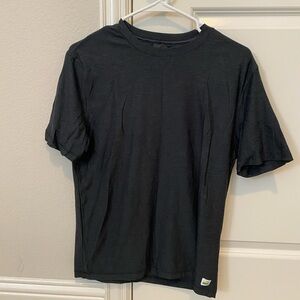 Vuori men short sleeve Size S
